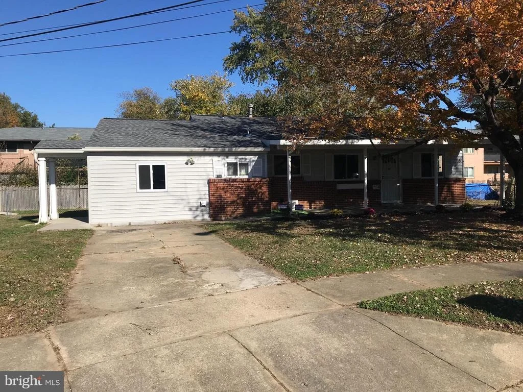 Photo of 6200 AUTH ROAD