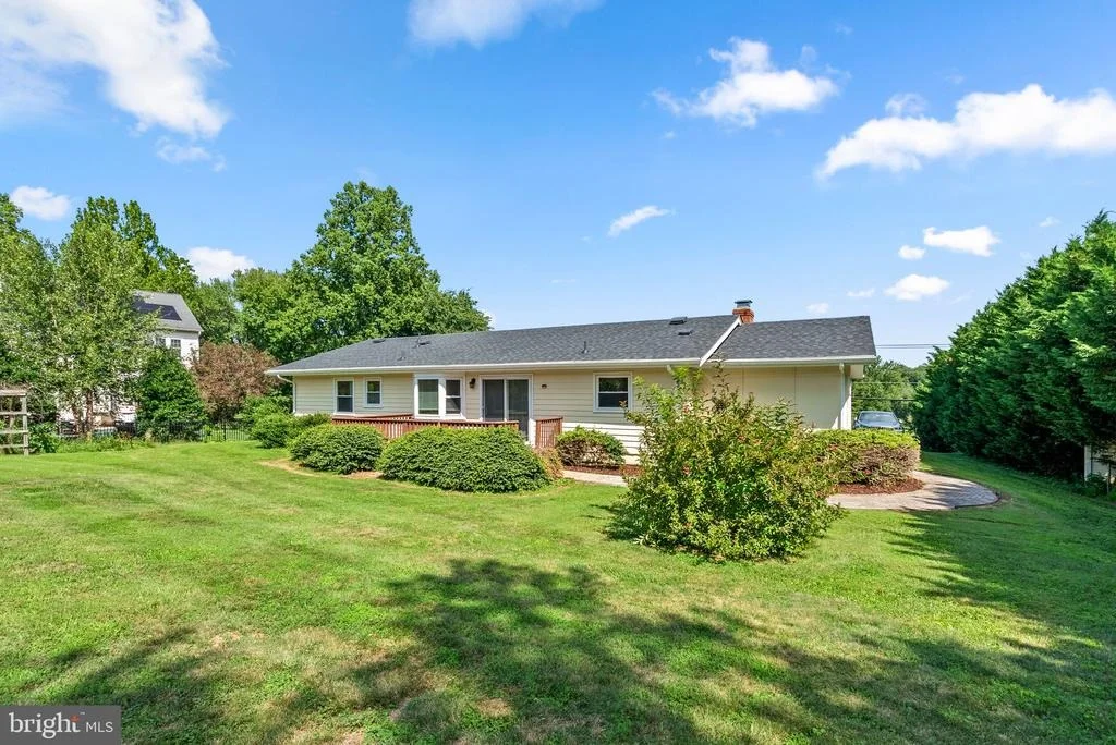 Photo of 18008 MUNCASTER ROAD
