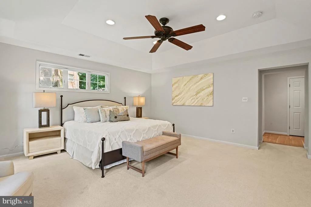 Photo of 7821 FALSTAFF ROAD