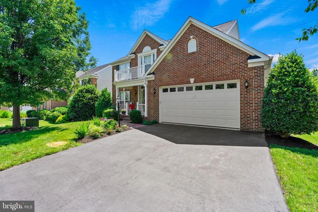 Photo of 14235 CLATTERBUCK LOOP