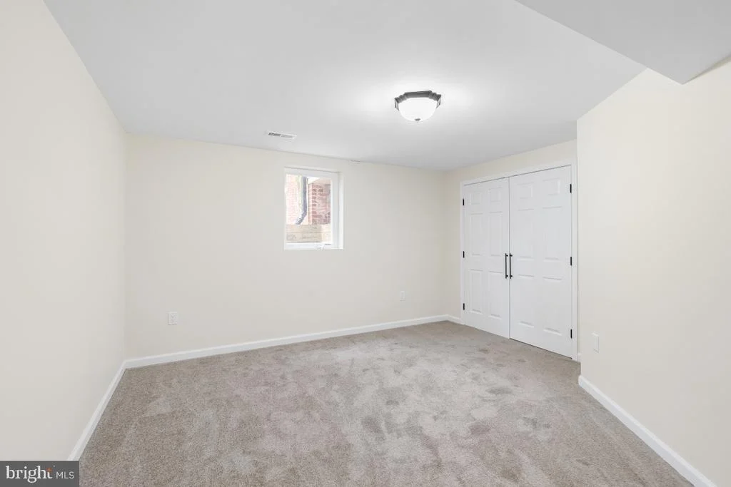 Photo of 1203 BRANTFORD AVENUE