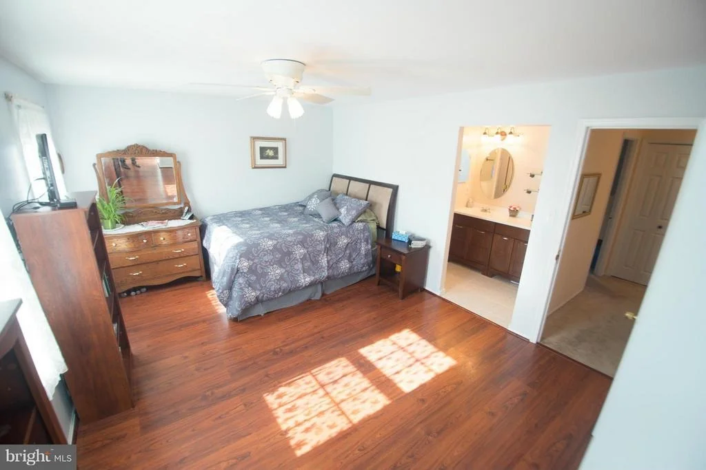Photo of 9 DARNELL COURT