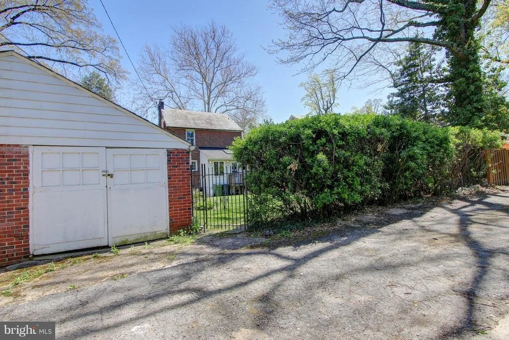 Photo of 5806 KIPLING COURT