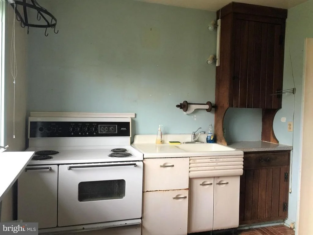 Photo of 6118 JEFFERSON BOULEVARD