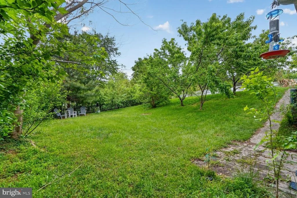 Photo of 5815 RIVERSIDE DRIVE