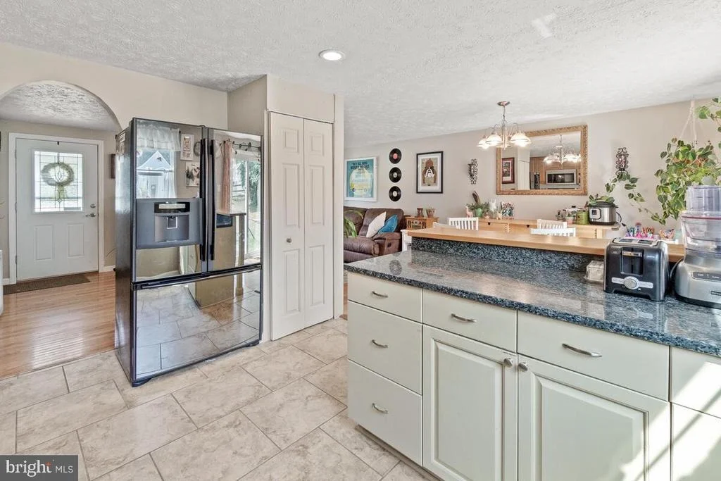 Photo of 4403 FELDSPAR ROAD