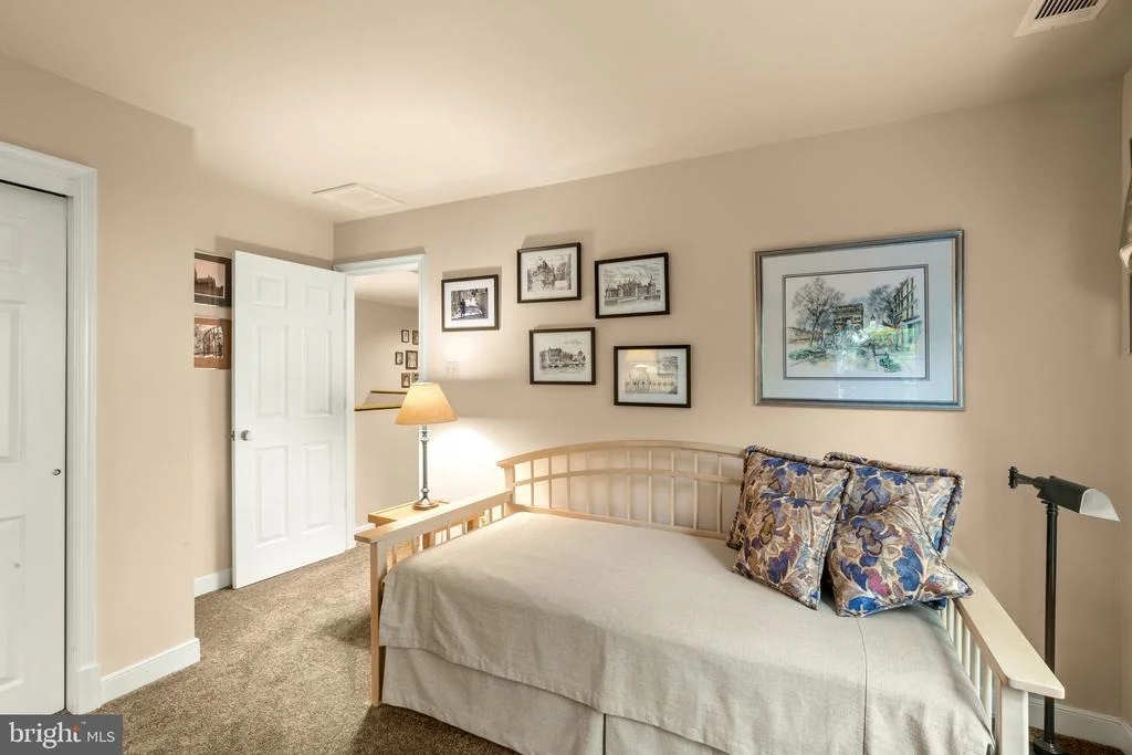 Photo of 11201 SHADOWMERE MEWS