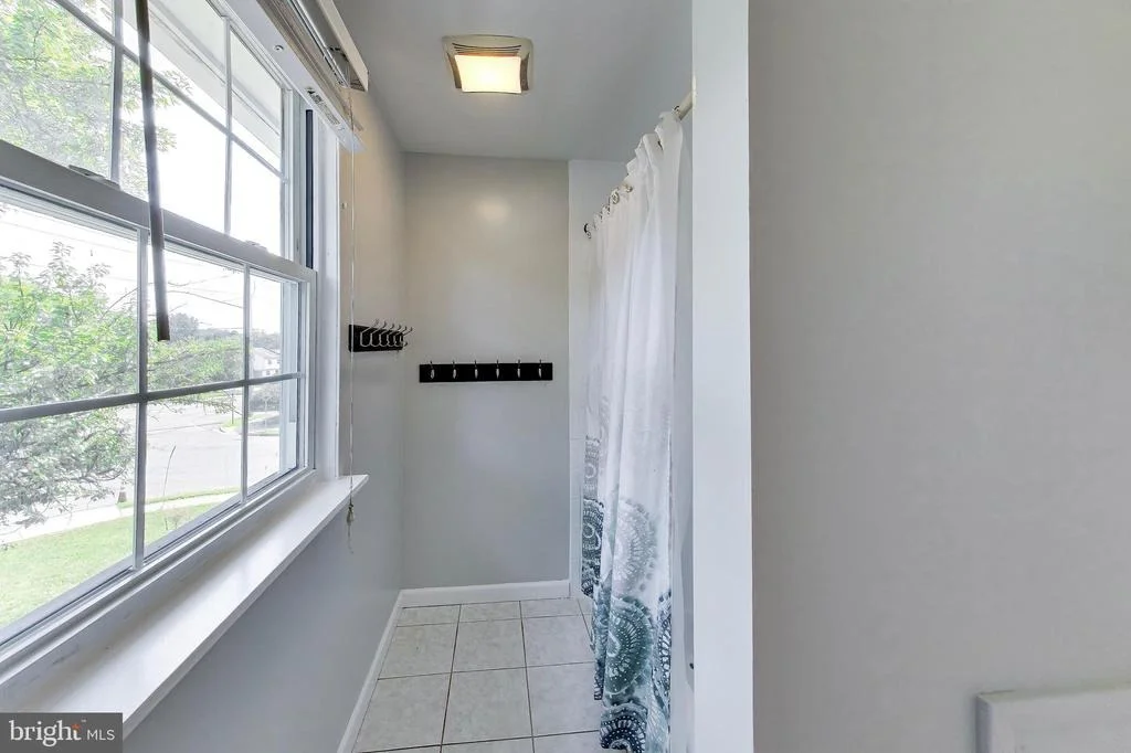 Photo of 9152 BURKE ROAD