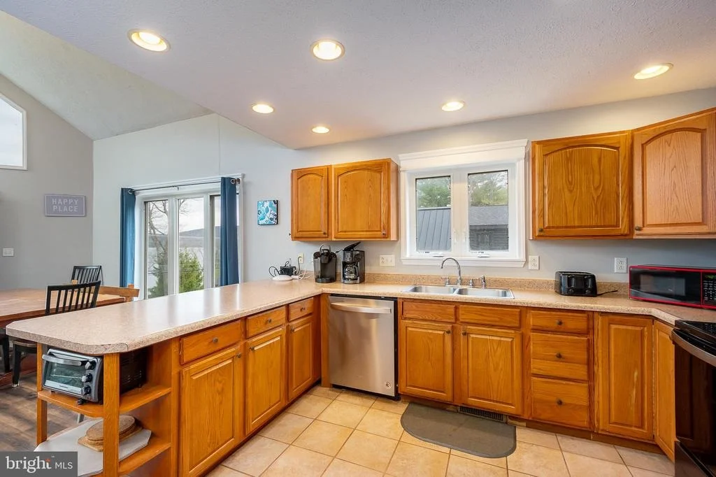 Photo of 638 GLENDALE ROAD