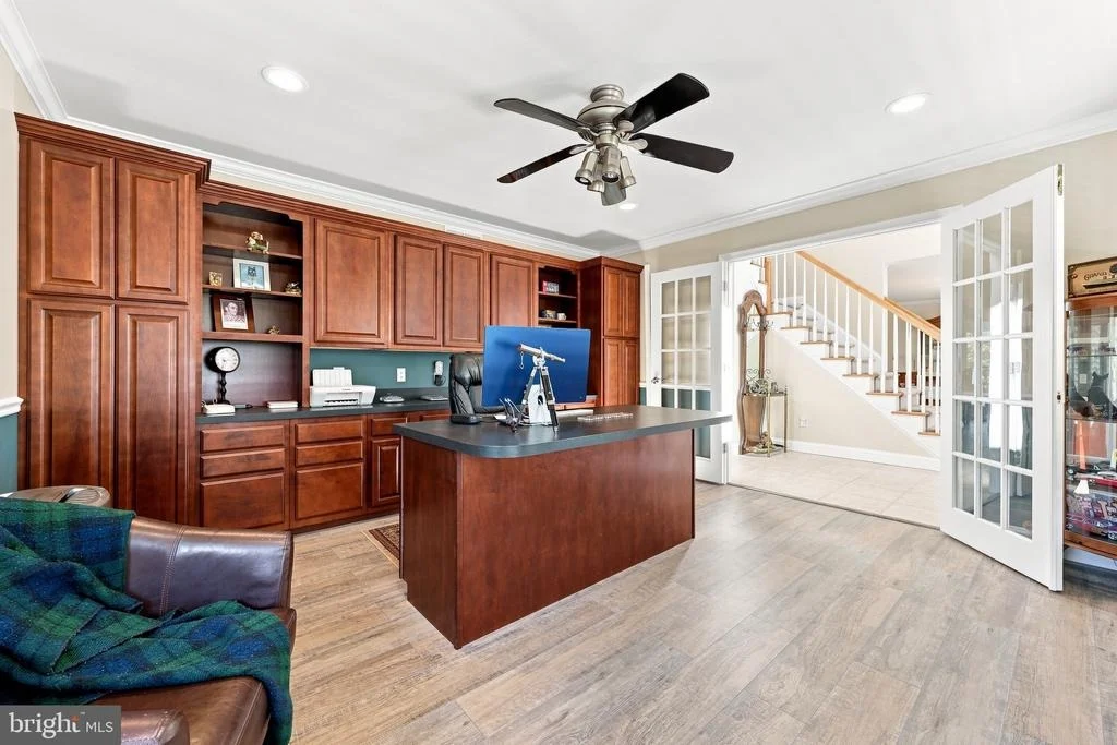 Photo of 646 ALBERTSON ROAD