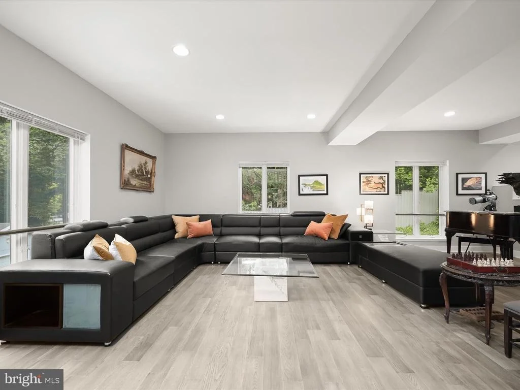 Photo of 1199 ASQUITHPINES PLACE
