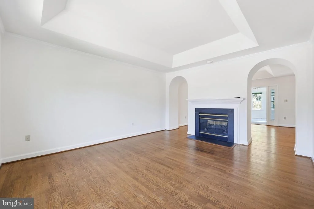 Photo of 2417 BEAR DEN ROAD