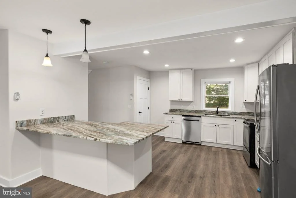 Photo of 524 E 4TH STREET