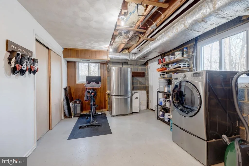 Photo of 9515 STEVEBROOK ROAD