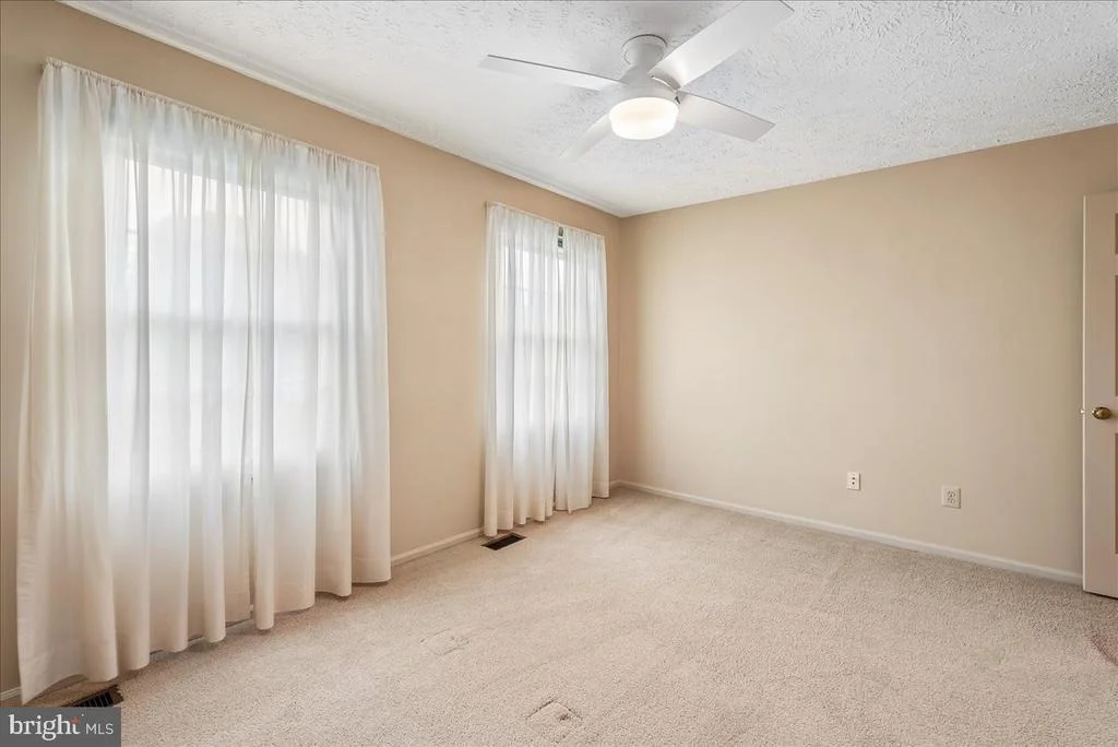 Photo of 12651 THUNDER CHASE DRIVE