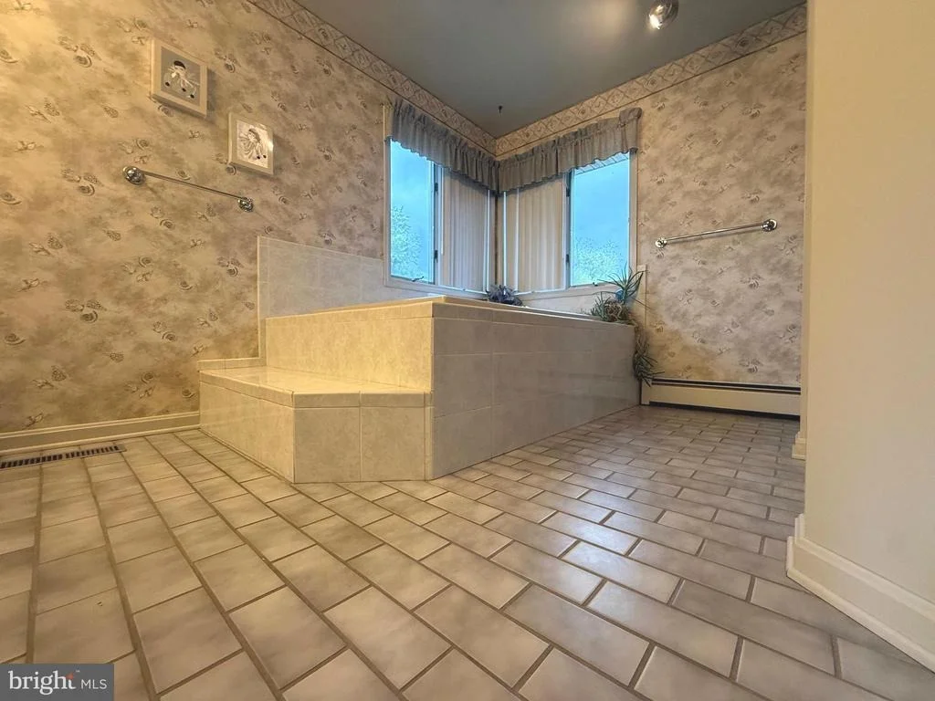 Photo of 7252 MEADOW LANE