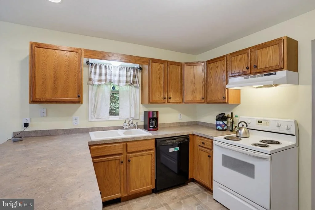 Photo of 50 N HALSEY ROAD