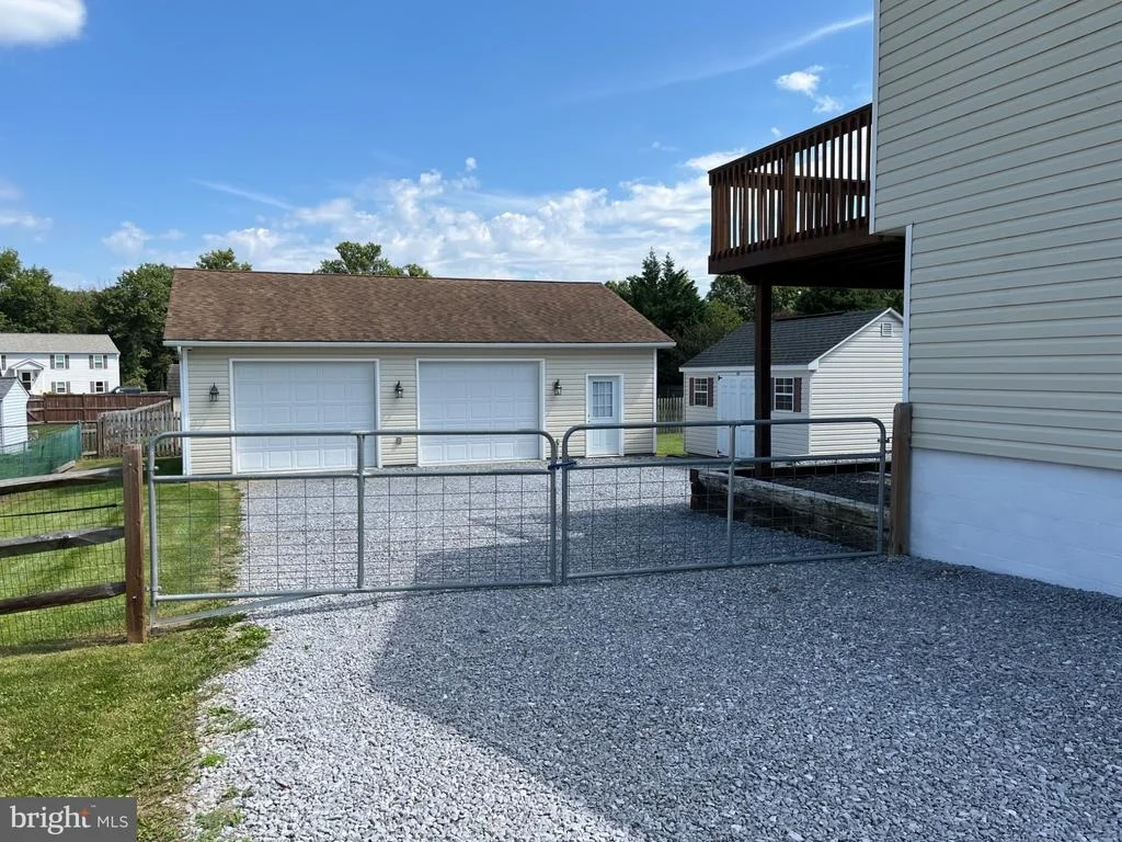 Photo of 15932 HIBISCUS DRIVE