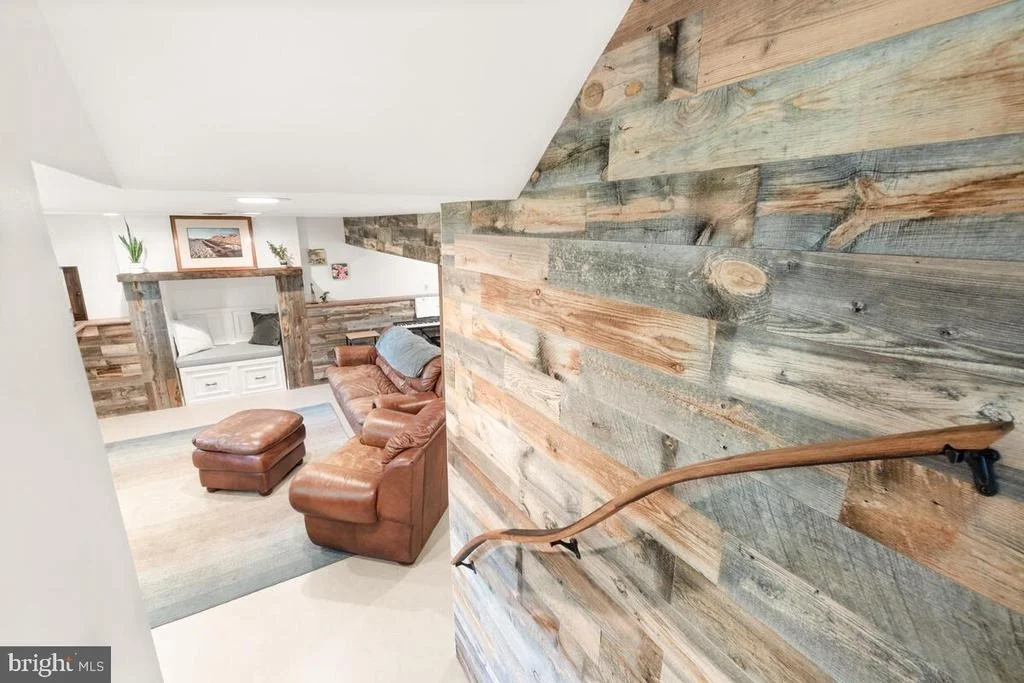 Photo of 7090 JASPER DRIVE