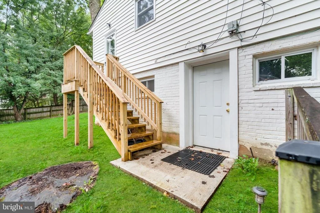 Photo of 121 WHITMOOR TERRACE