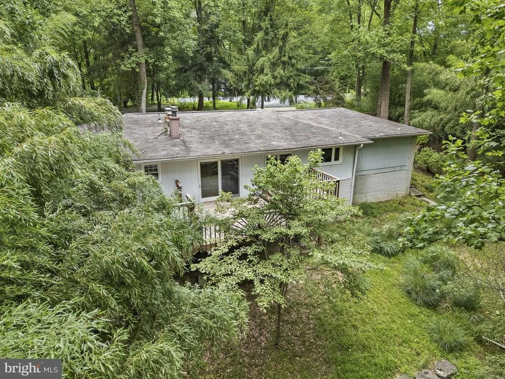 Photo of 3005 SYCAMORE COURT
