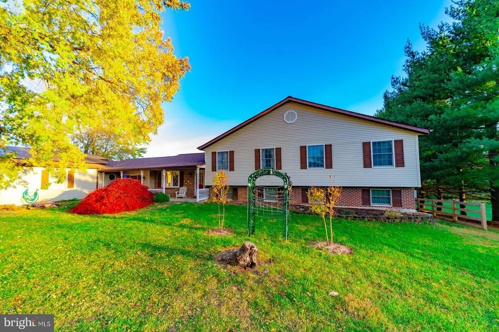 Photo of 1421 COTTON DRIVE