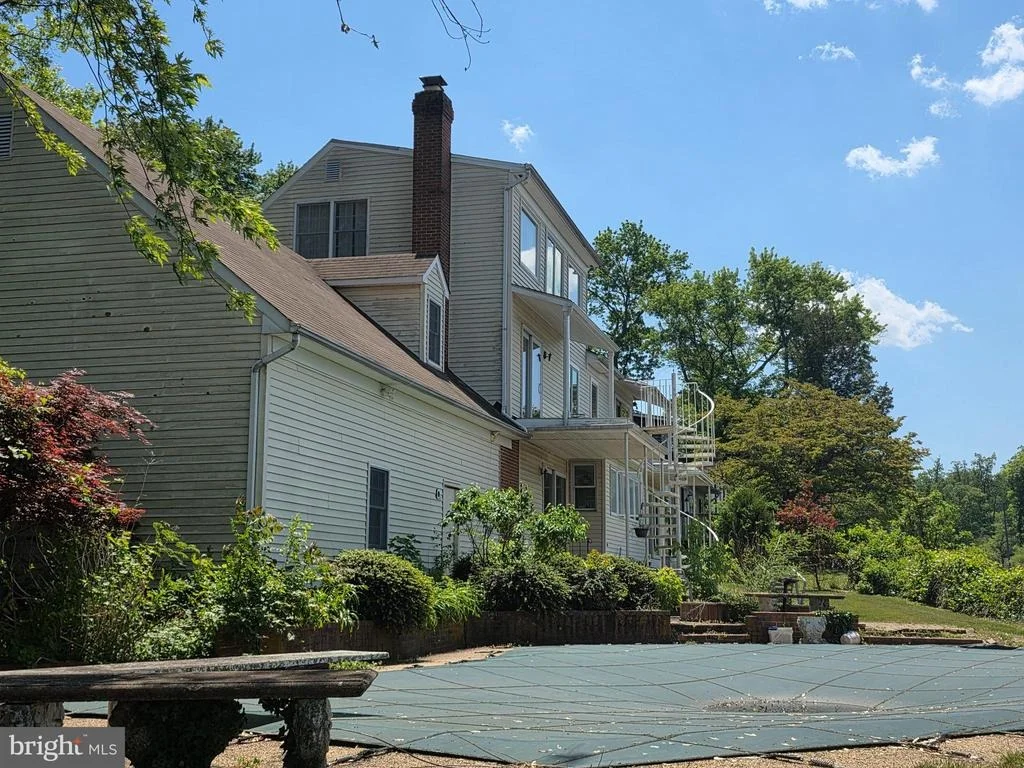 Photo of 145 EDGEWATER DRIVE