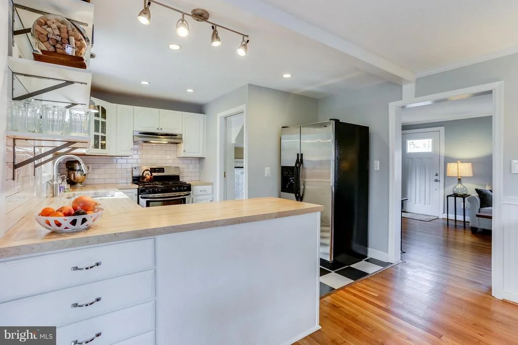 Photo of 1335 BROOK ROAD