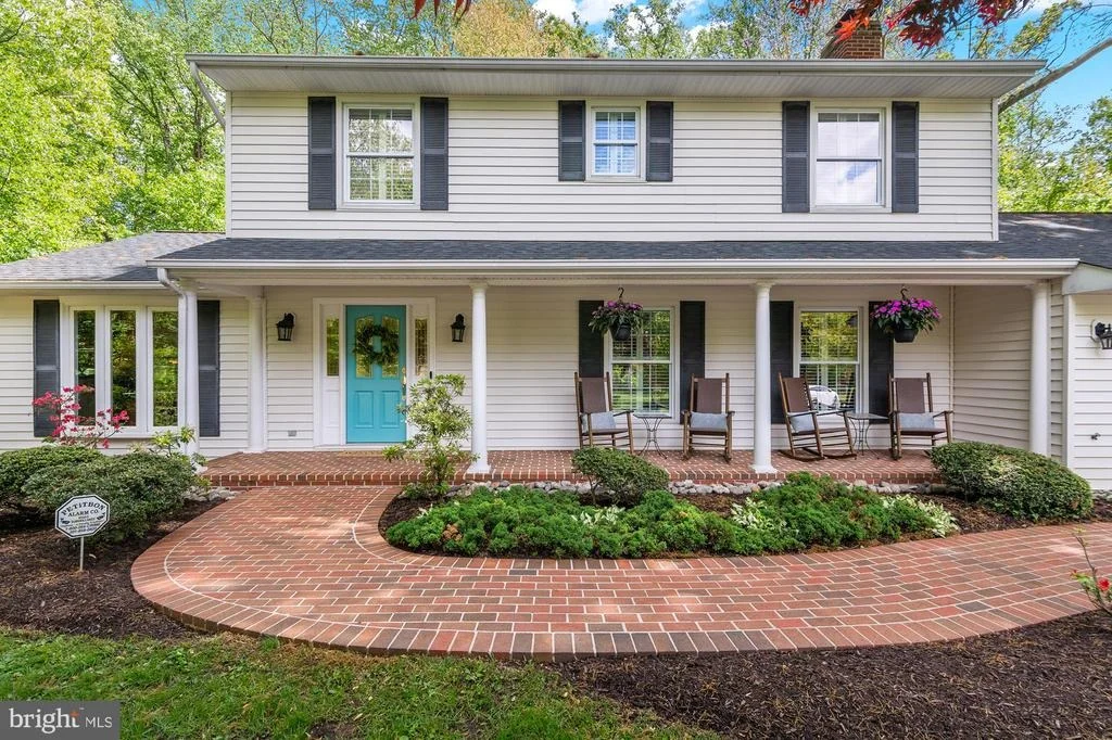 Photo of 1754 LONG GREEN DRIVE