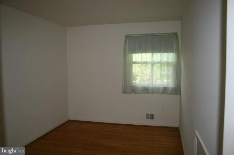 Photo of 625 WHITINGHAM DRIVE