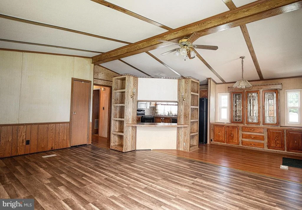 Photo of 107 LARIAT ROAD