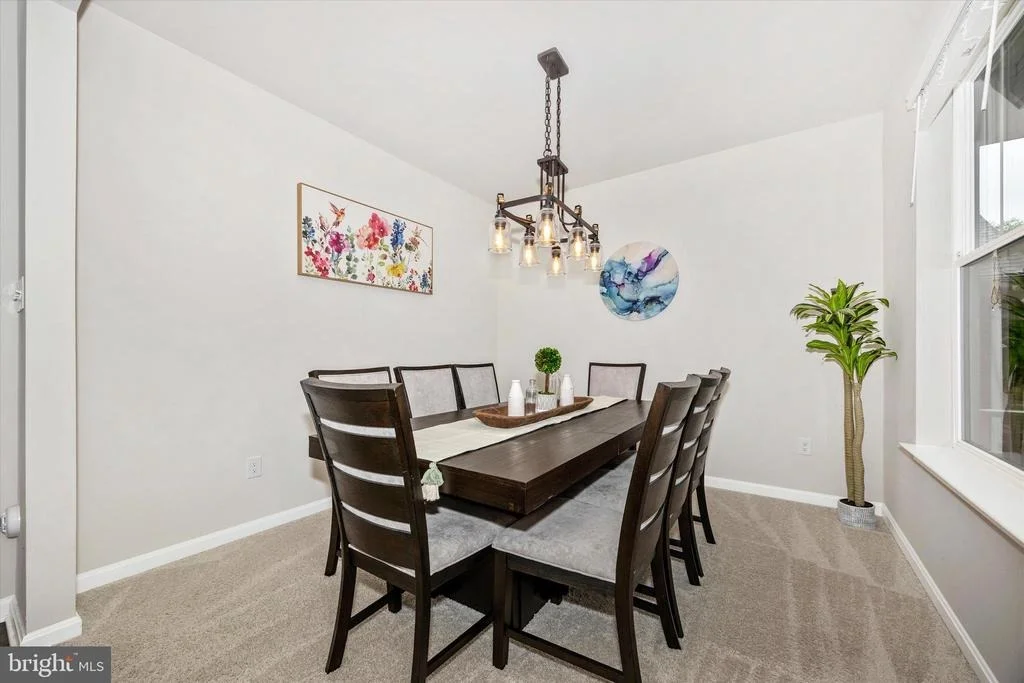 Photo of 5613 ZOE LANE