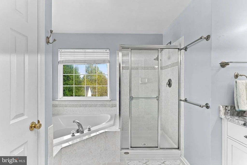 Photo of 945 DEVONSHIRE CIRCLE