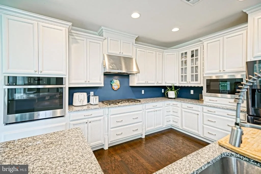 Photo of 19035 WINTERBERRY STREET