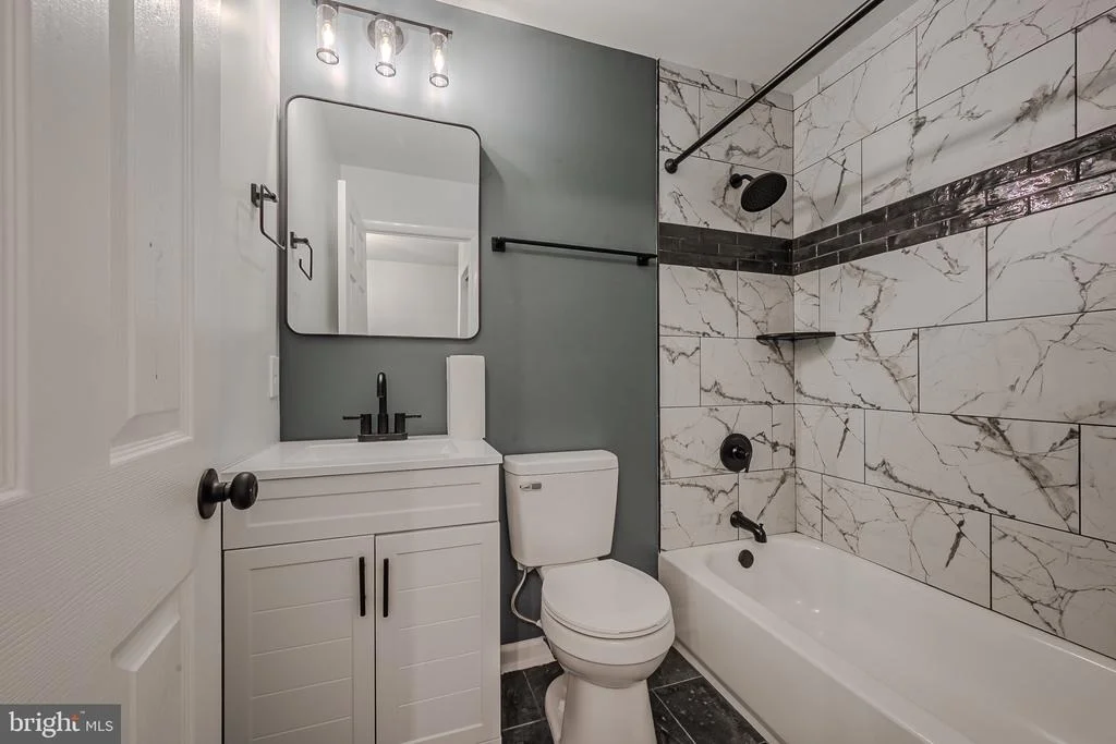 Photo of 1303 NEWCOMB ROAD