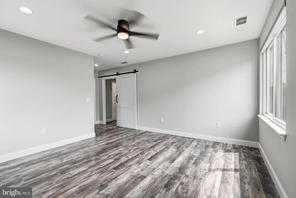 Photo of 1633 REED ROAD