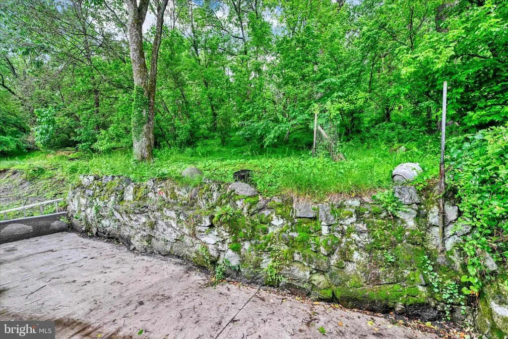 Photo of 8511 FREDERICK ROAD