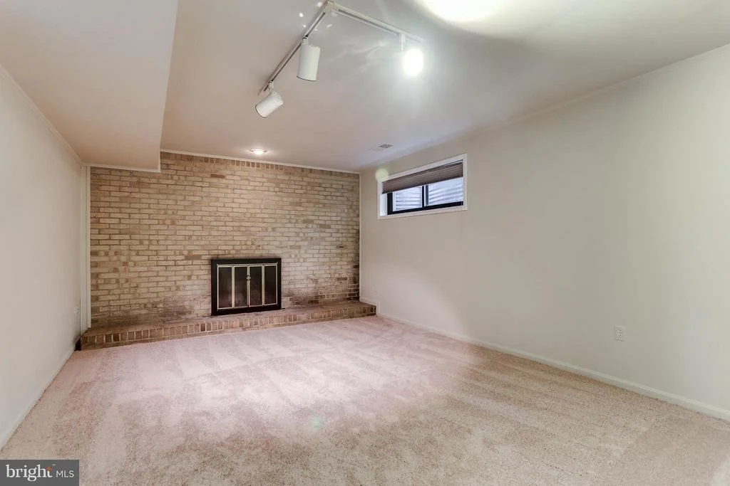 Photo of 11127 WILLOW BOTTOM DRIVE