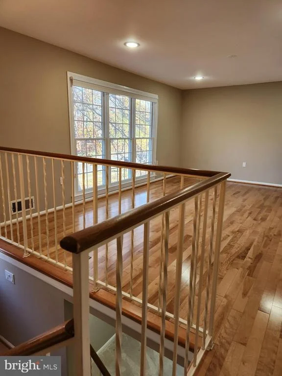 Photo of 8230 RIVERSIDE ROAD