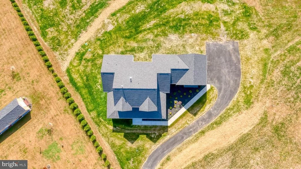 Photo of 2527A FOURLEAF DRIVE
