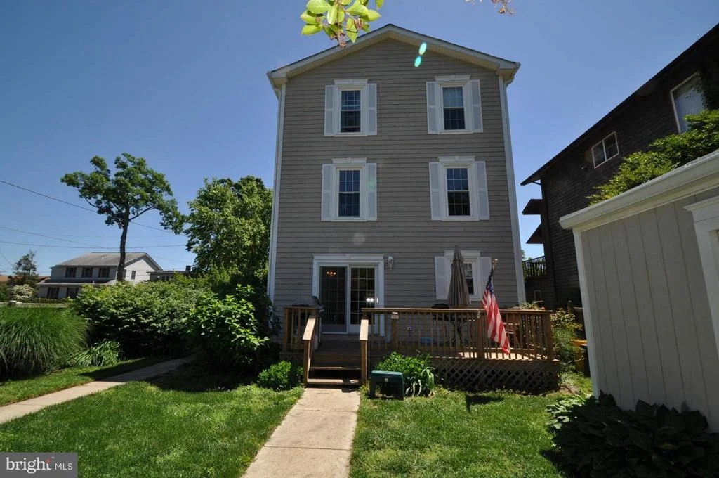 Photo of 4732 OAK ROAD