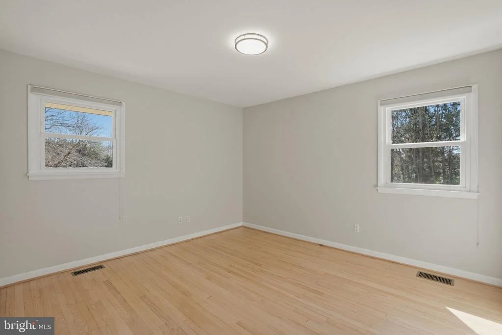 Photo of 1800 GAYFIELDS DRIVE