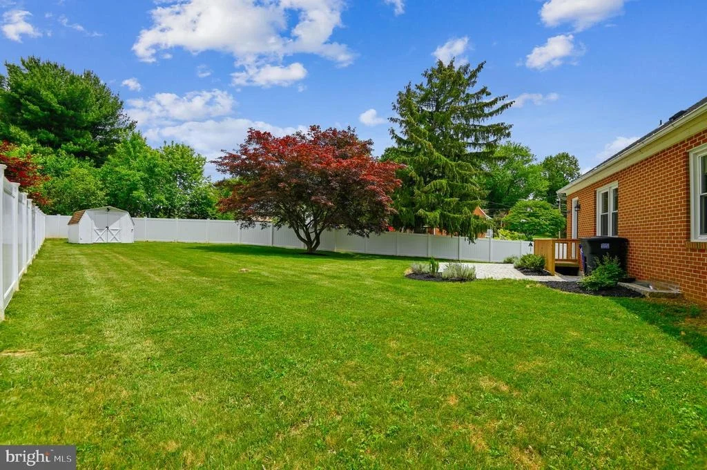 Photo of 122 BERTIE AVENUE