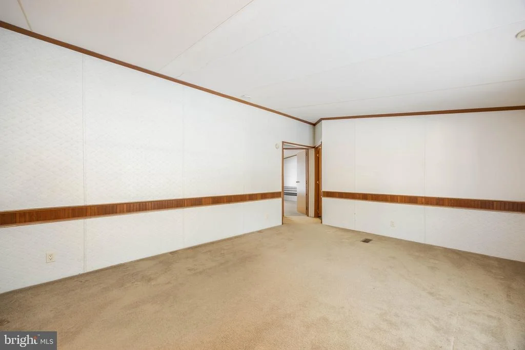 Photo of 22147 ROYAL OAK ROAD
