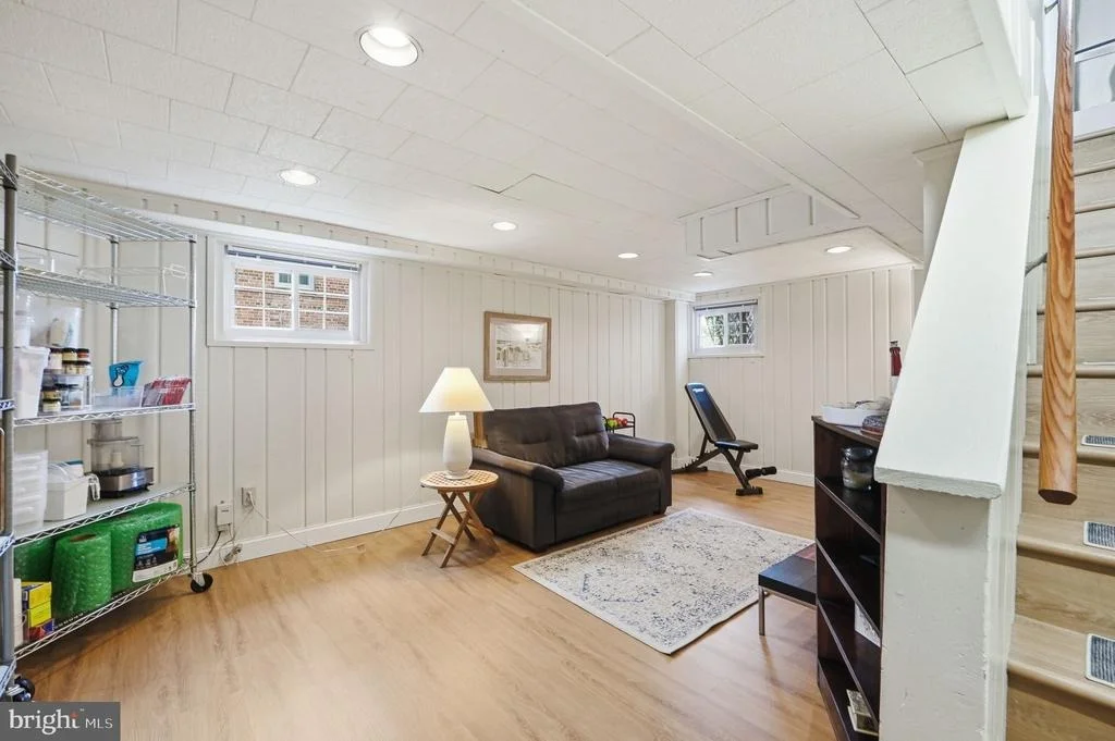 Photo of 2406 CHURCHILL ROAD