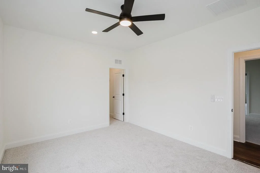 Photo of 1709 LAUREL BROOK ROAD