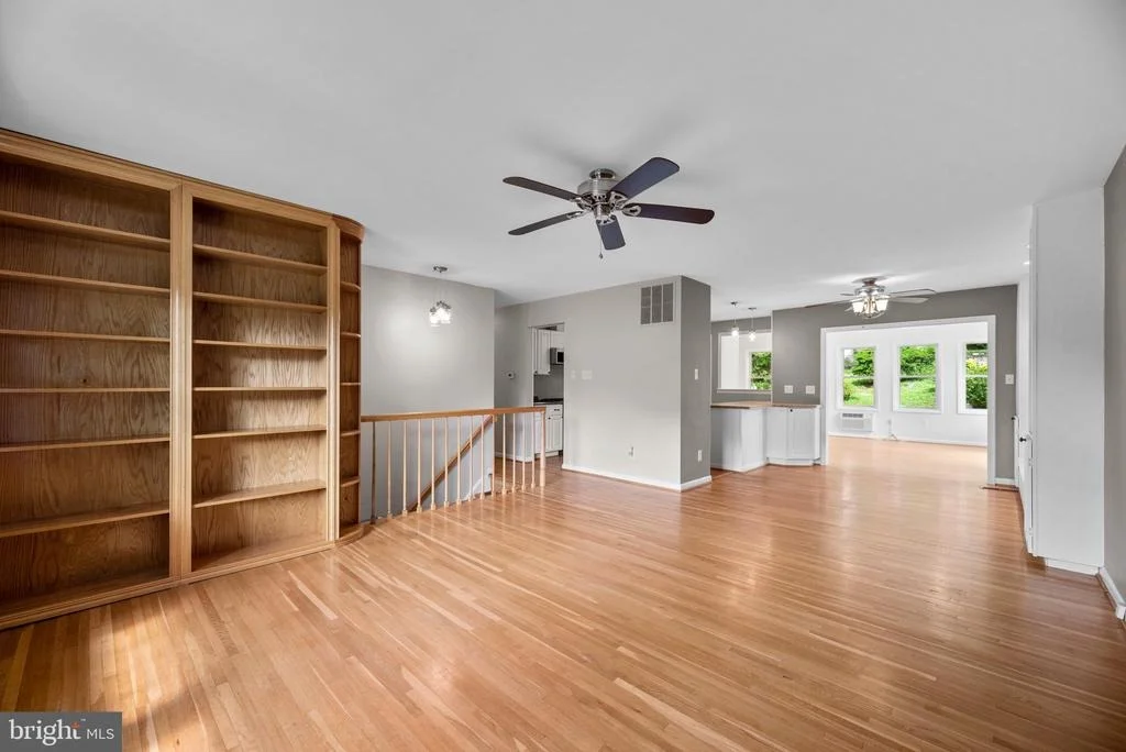 Photo of 7002 FITZPATRICK DRIVE