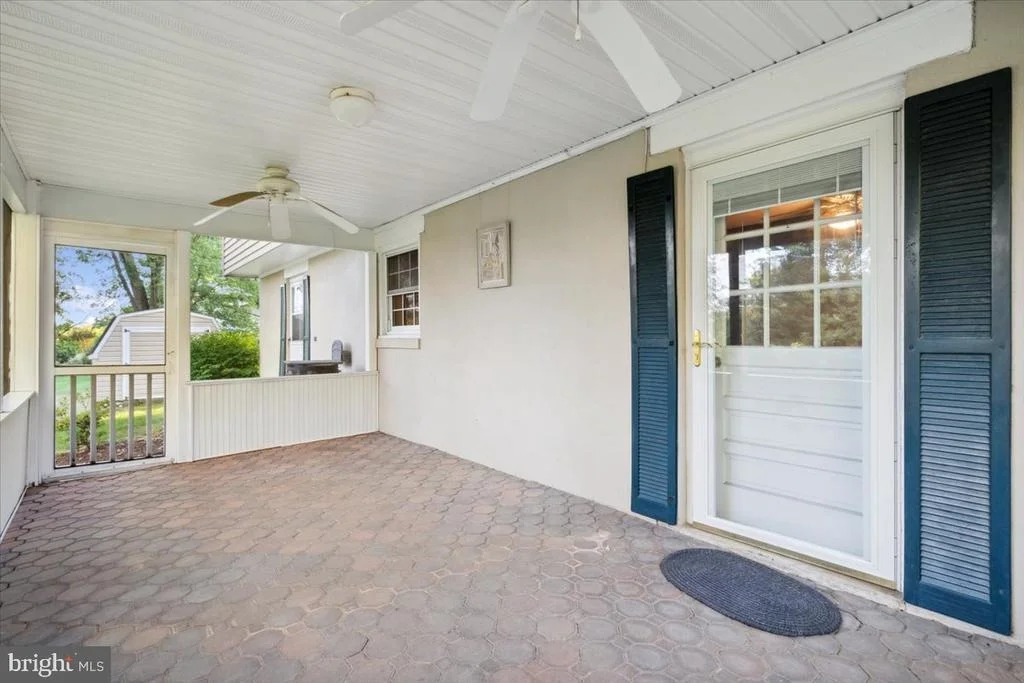 Photo of 8199 MIDDLE COURT