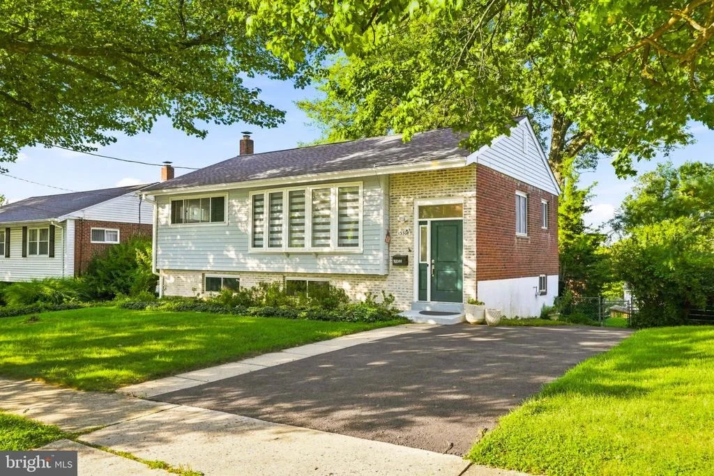 Photo of 13308 DAUPHINE STREET