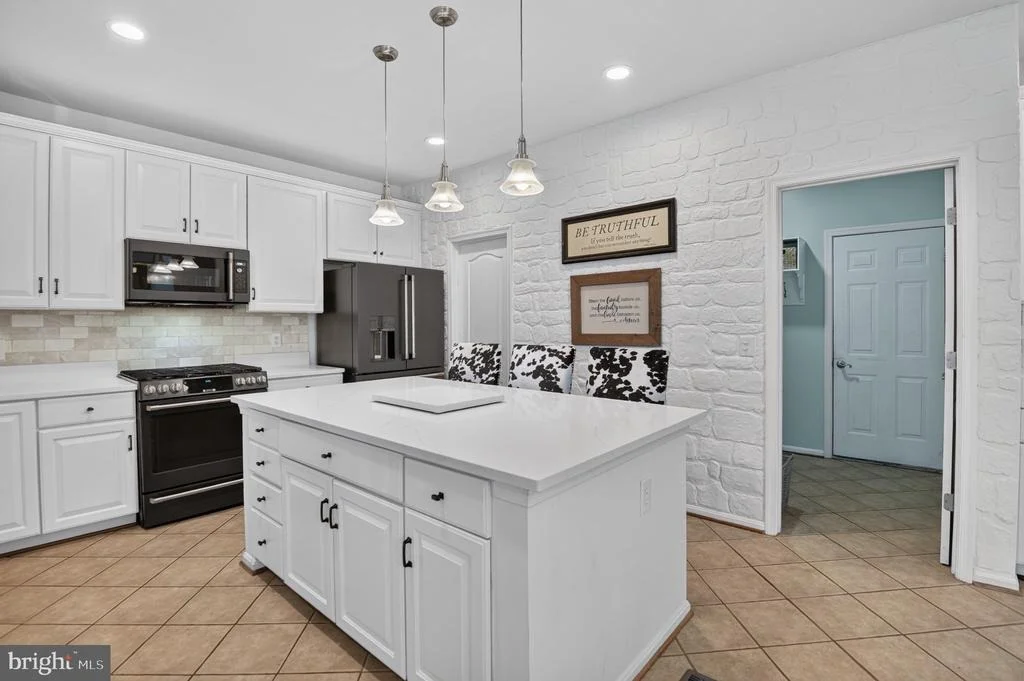 Photo of 6553 BALLYMORE LANE